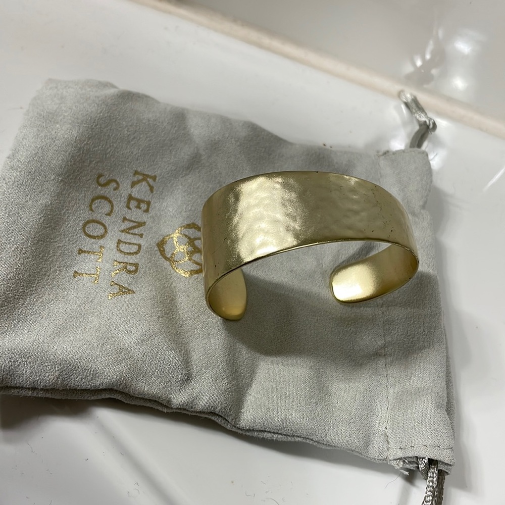 Kendra Scott gold hammered asymmetrical cuff . Gently loved used condition